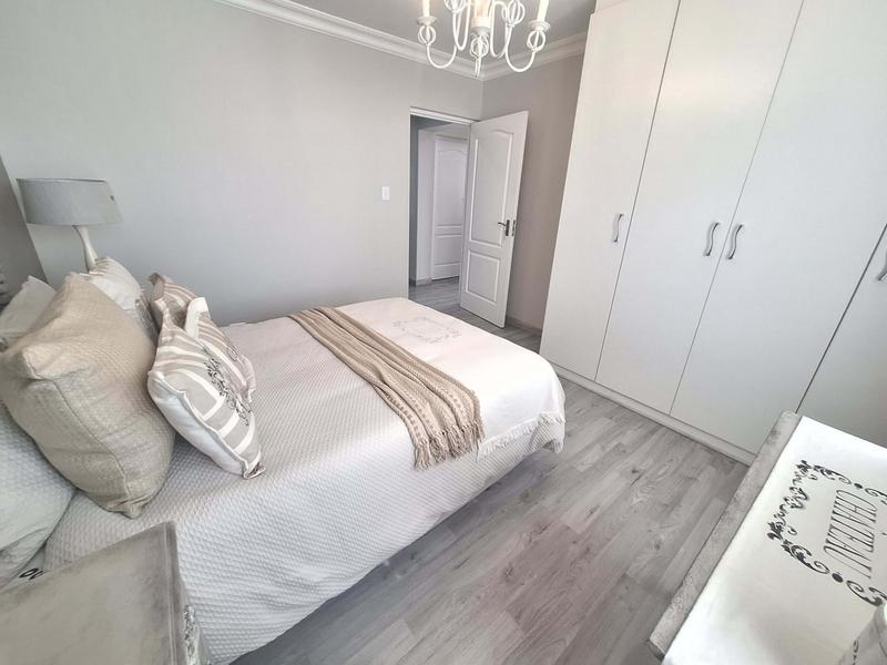 3 Bedroom Property for Sale in Vakansieplaas Western Cape